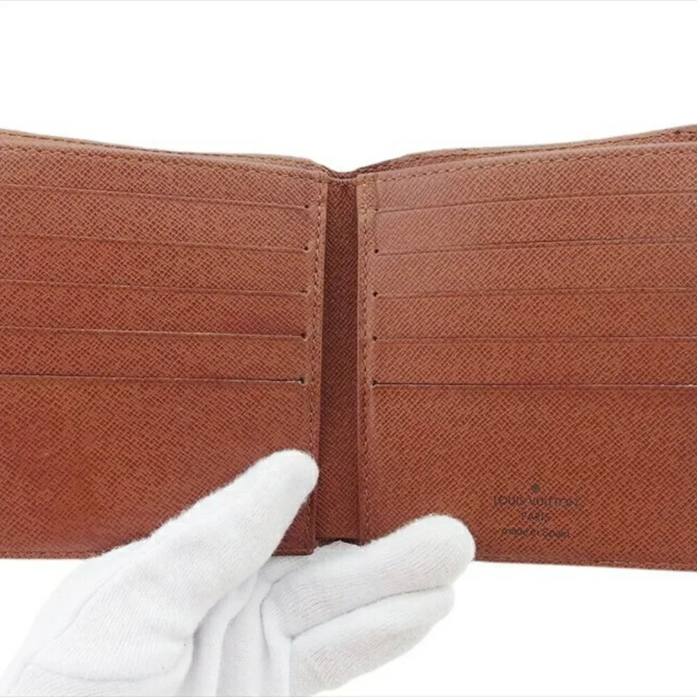 LOUIS VUITTON Bi -fold wallet USED